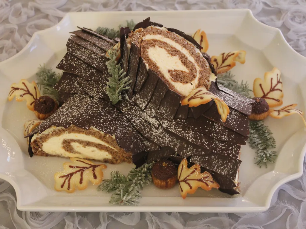 Panj Torta / Yule Log - The Balkan Hostess