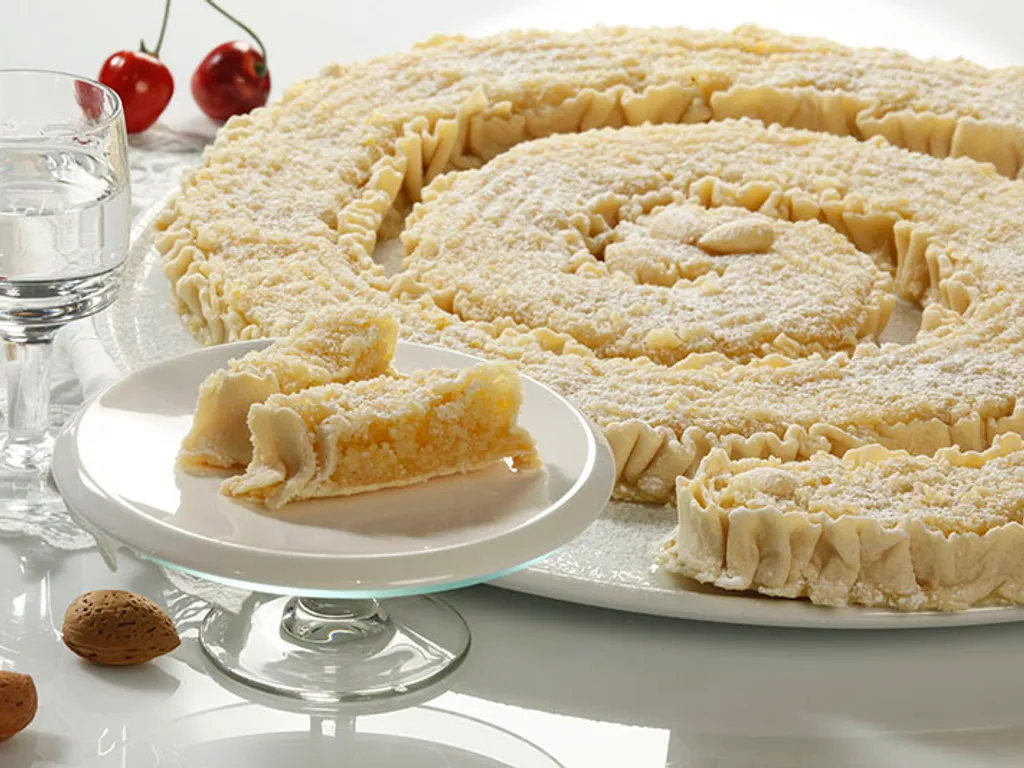 Rapska torta u obliku ekstravagantnog puža - Coolinarika