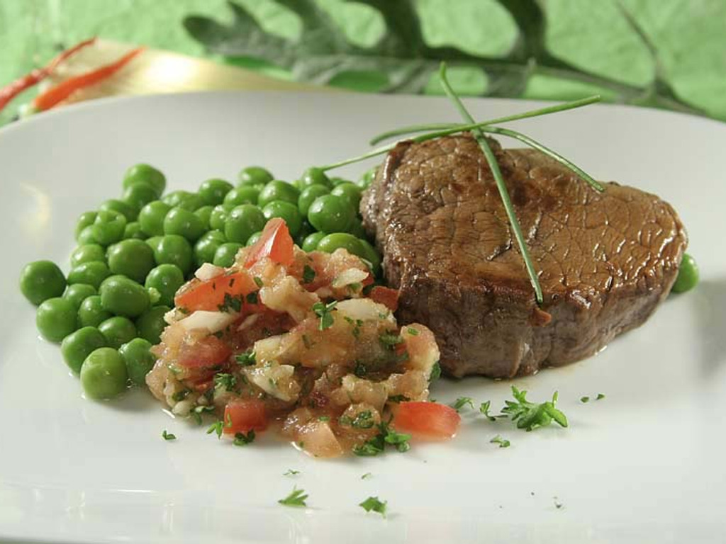 Friptura de vita cu salsa braziliana picanta