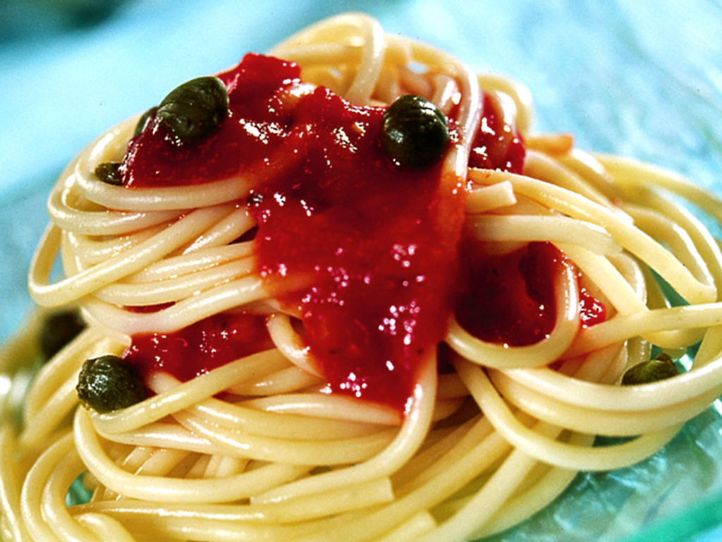 Spaghetti mediteraneene