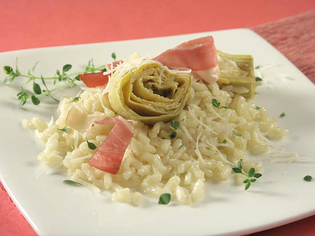 Orez cu anghinare si prosciutto